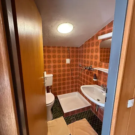 In Guest - Serene Guest In Zell Am With Mountain Views *