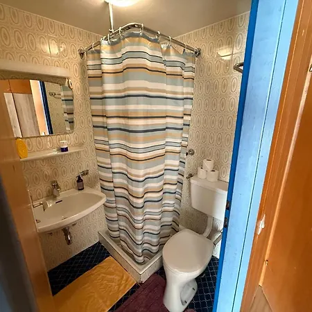 בית הארחה In Guest - Serene Guest In Zell Am With Mountain Views *