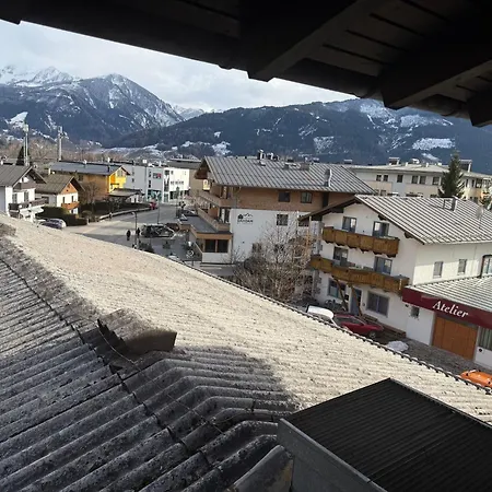 In Guest - Serene Guest In Zell Am With Mountain Views Guest house *